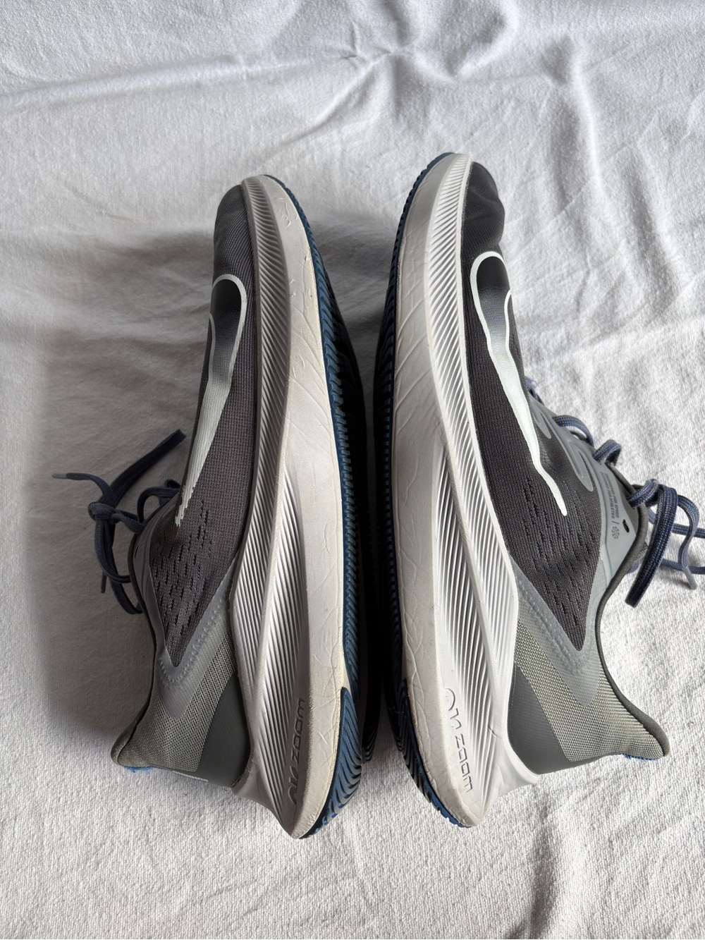 Nike Zoom Winflo 7Mens SZ 10 Particle Gray Blue Running CZ8673-001
